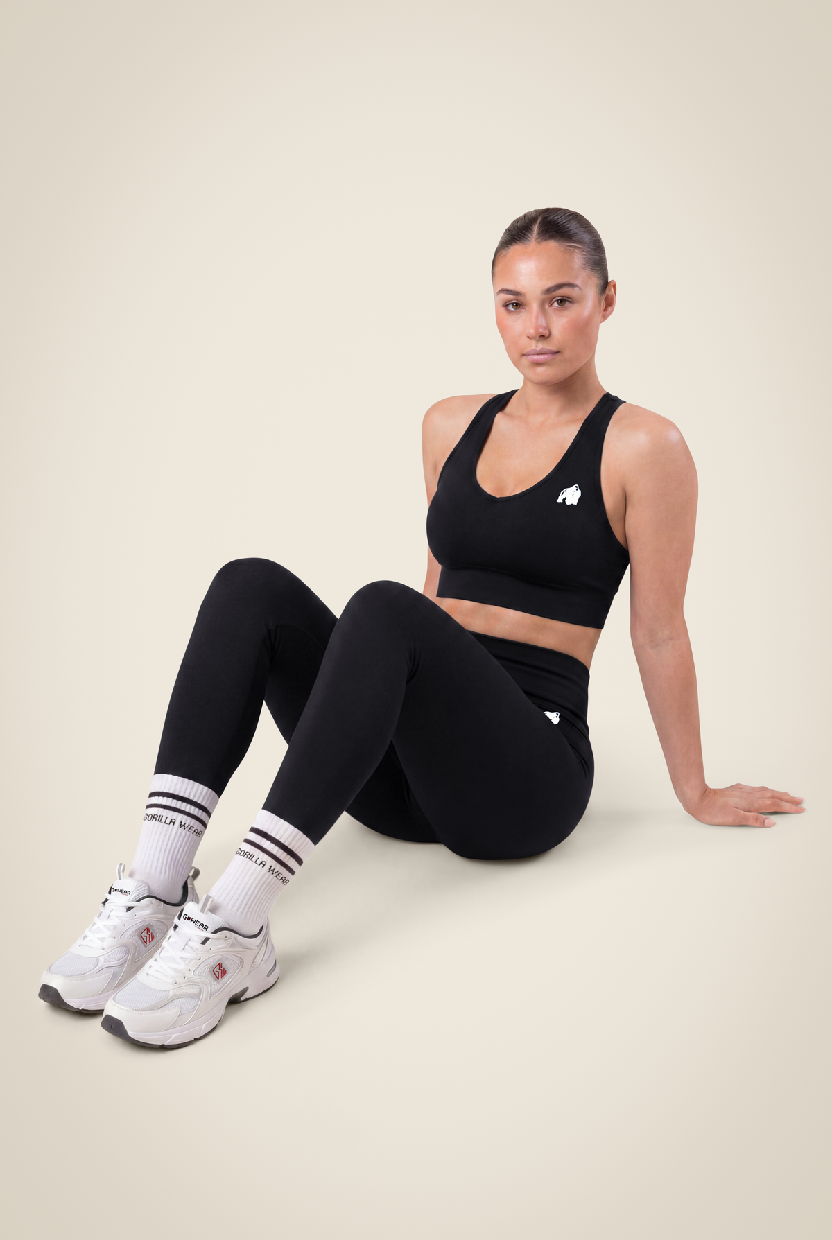 Gorilla Wear Hilton Seamless Sports Bra - Black - Full Body