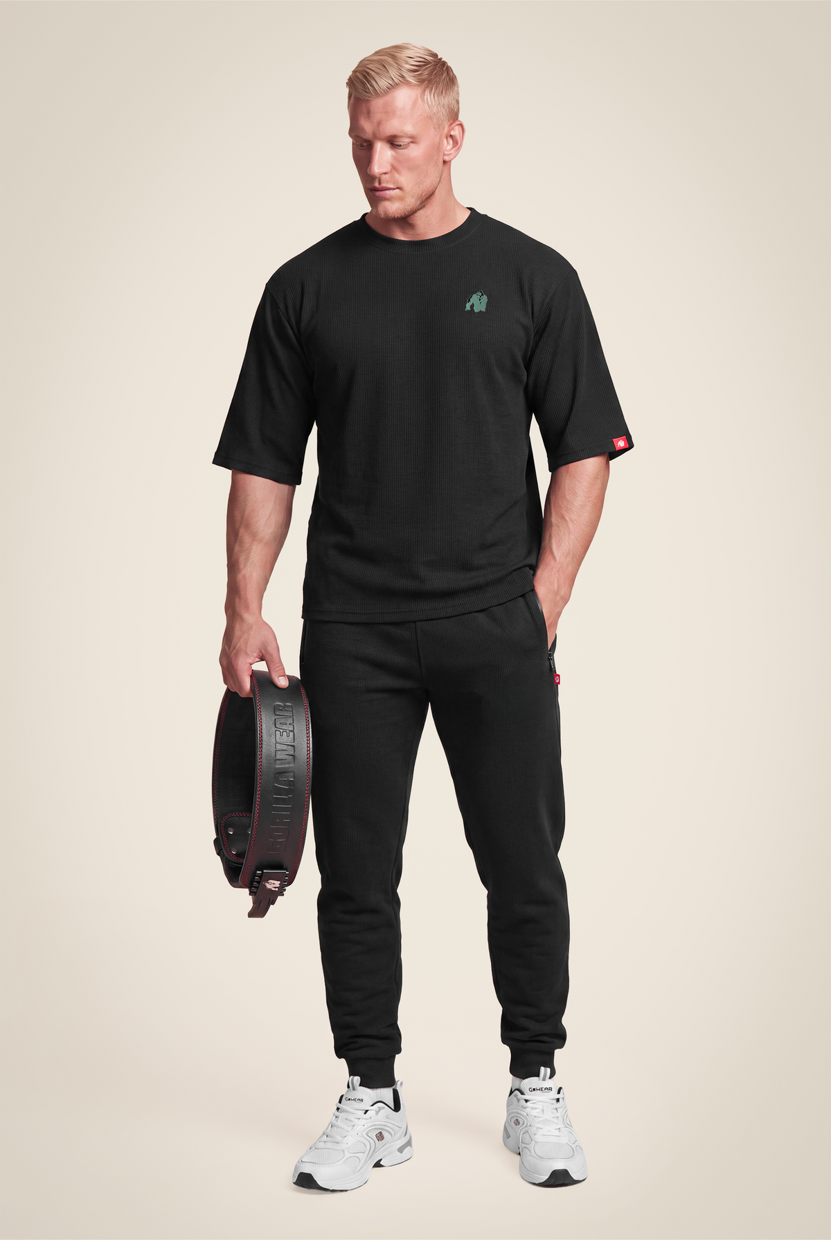 Gorilla Wear Russell Oversized T-Shirt - Black - Full Body